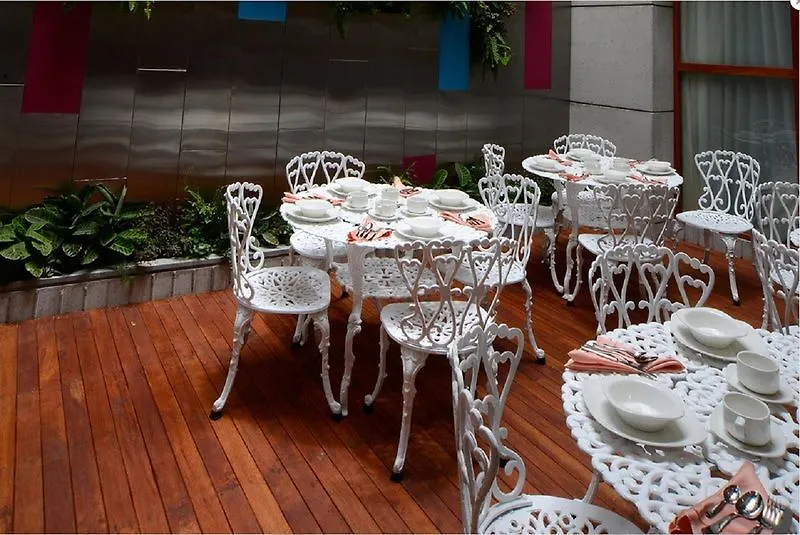 Marquiz Hotel Boutique Quito Ecuador