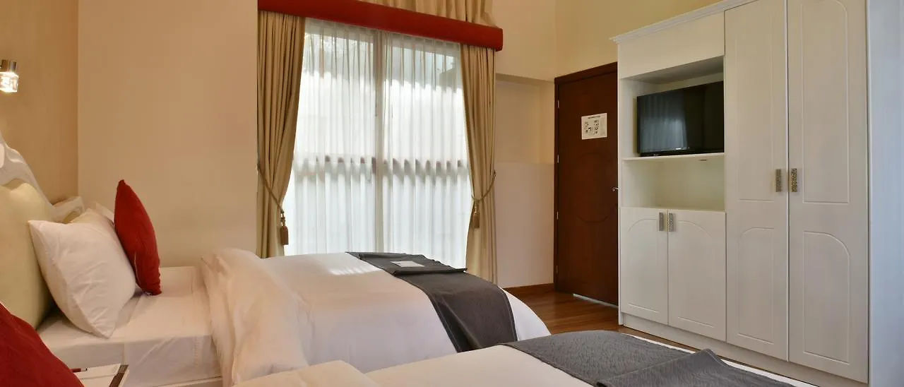 Marquiz Hotel Boutique Quito 3*,